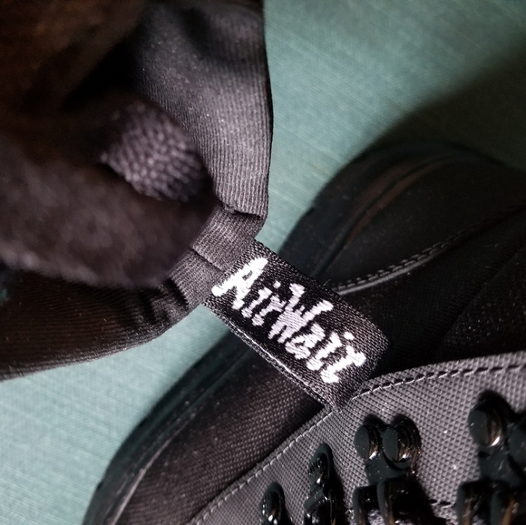 Dr. Martens air waves (combs) - Picture 5 of 8